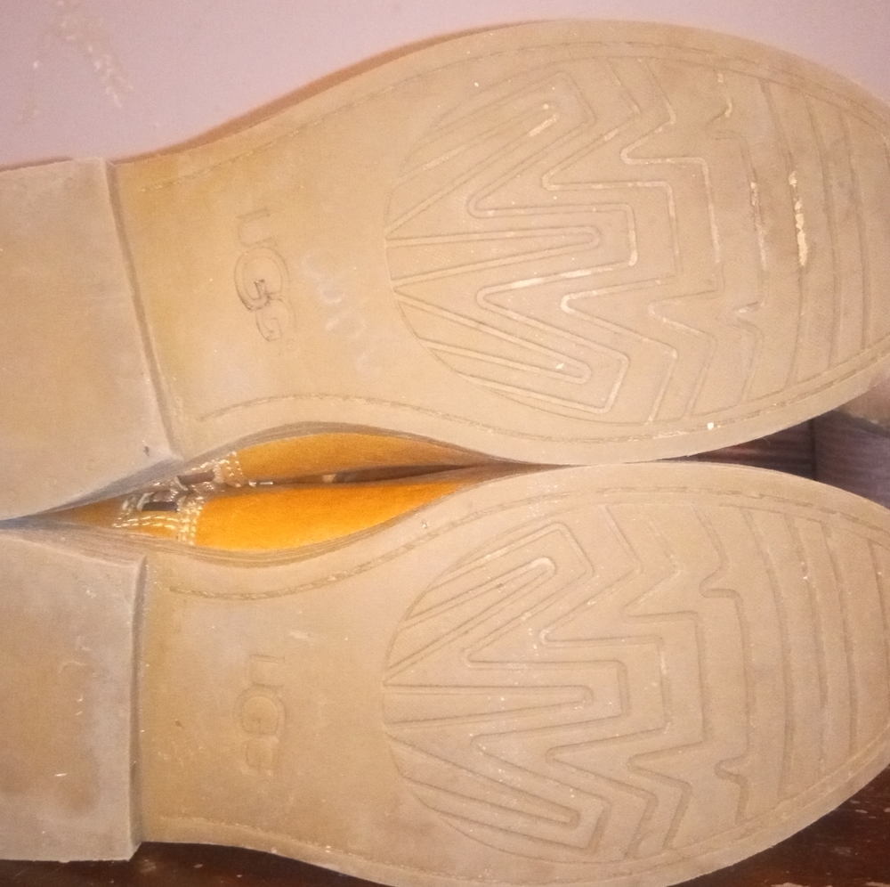 Ugg leather boots